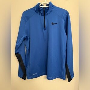 Nike Men’s Therma-Fit Quarter Zip - Size Medium